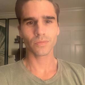 Meet your Posher, Jobey